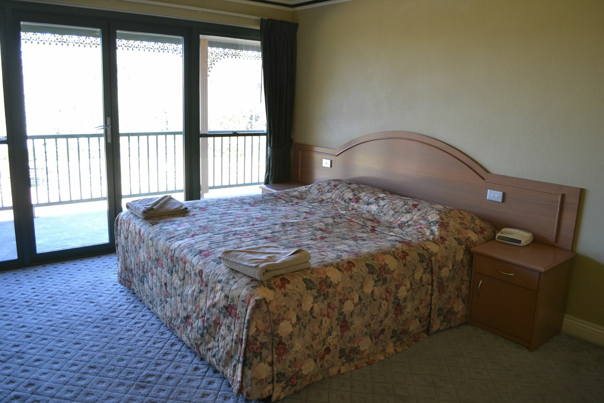 Готель Yarrawonga Mulwala Golf Club Екстер'єр фото A bedroom